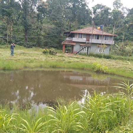 Samz Estate Stay 2Bhk Madikeri Luaran gambar
